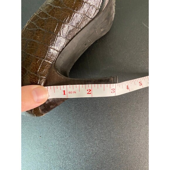 Donald Pliner pointed toe heels - Picture 6 of 7